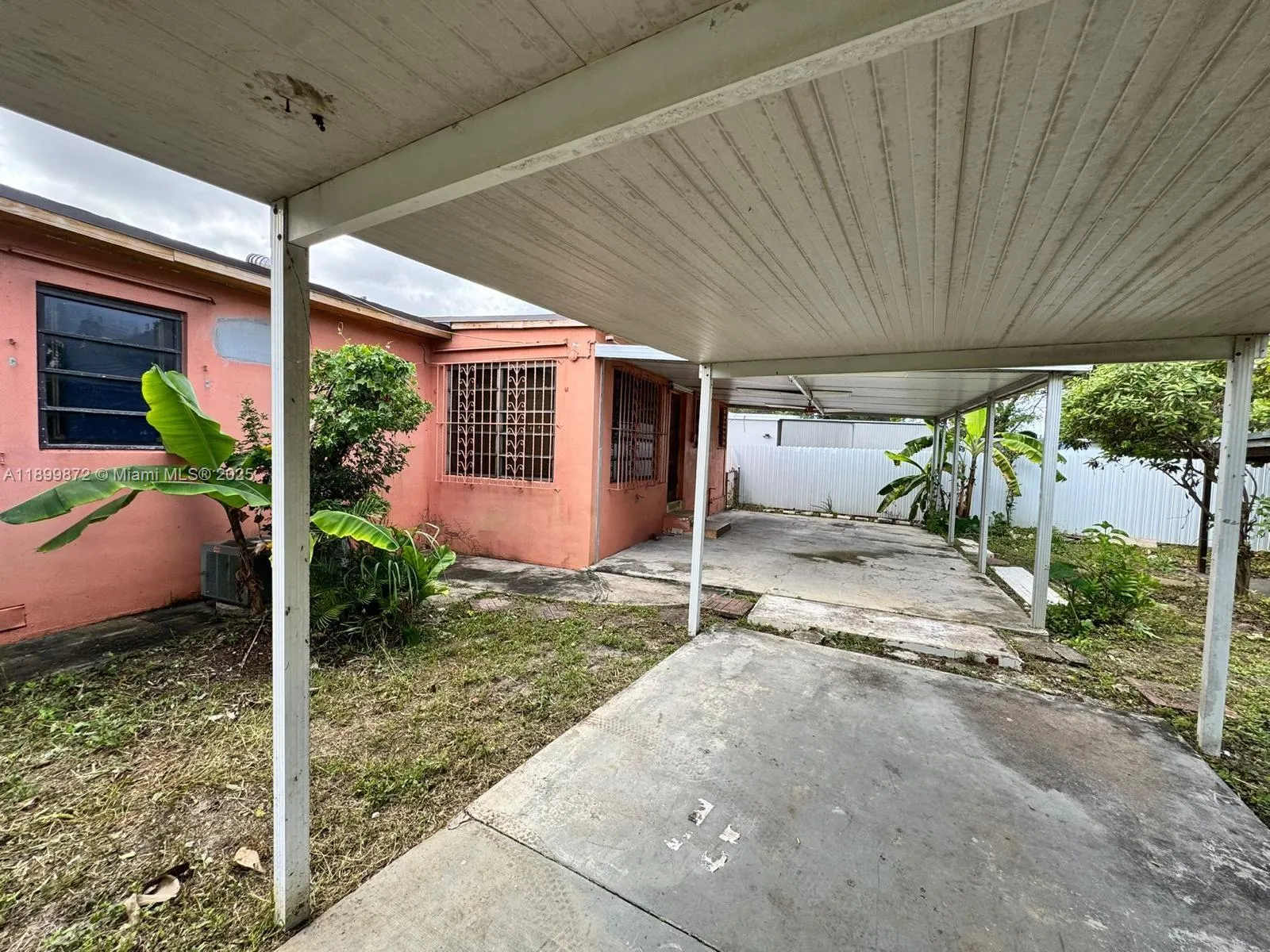 341 Aladdin St