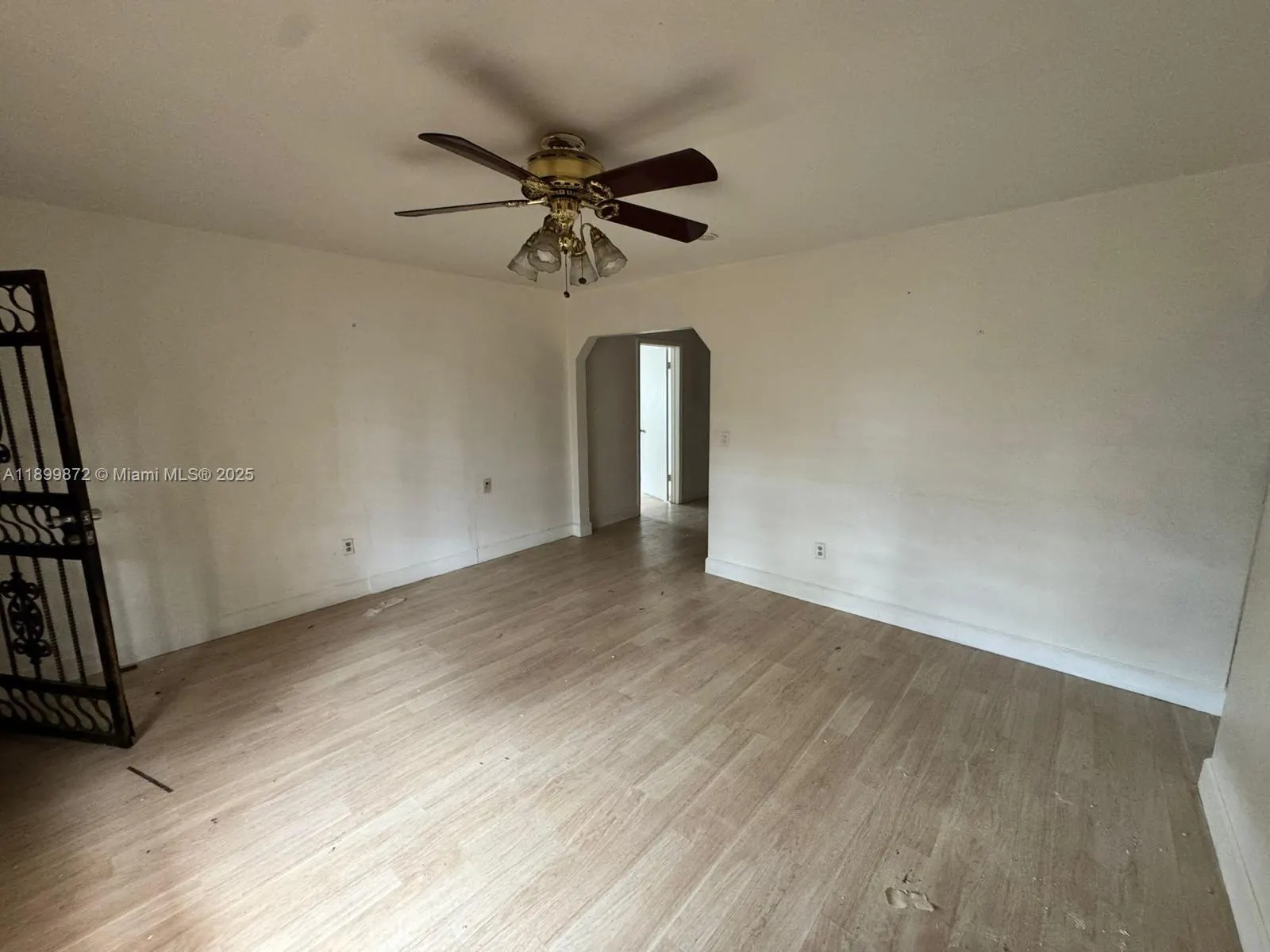 341 Aladdin St