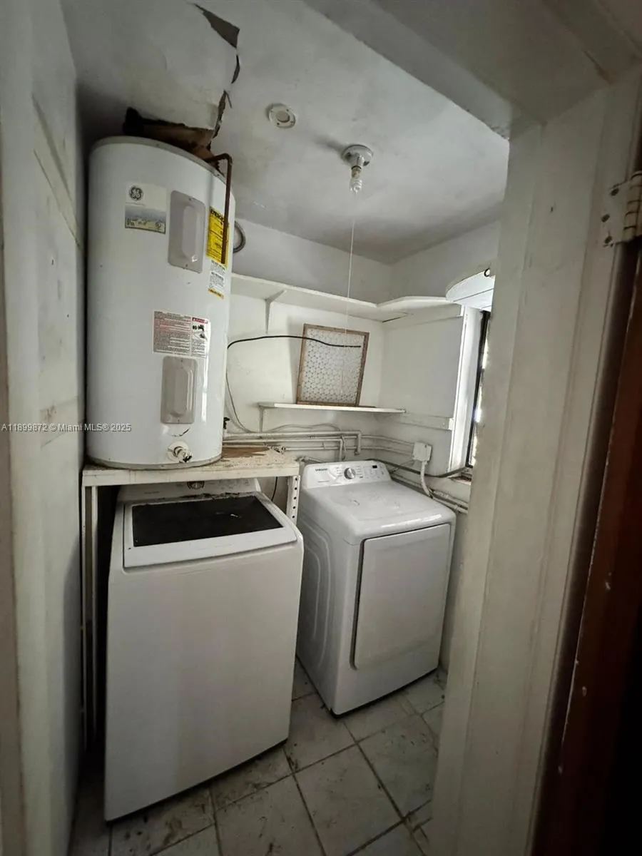 341 Aladdin St