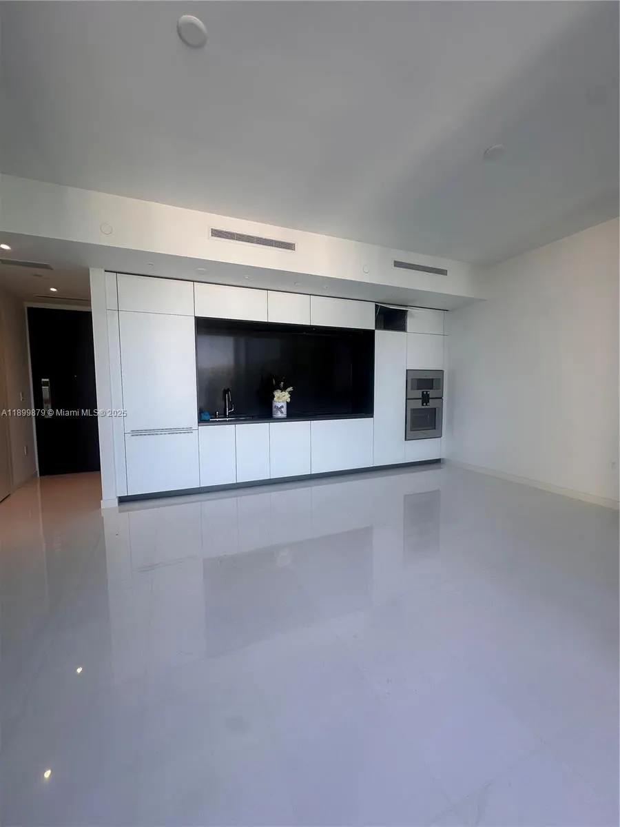 300 Biscayne Blvd way, #4508