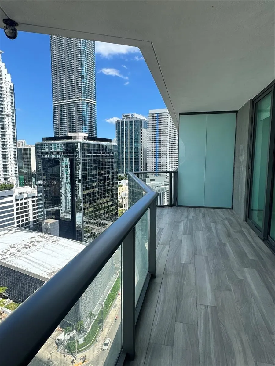 1300 S Miami Ave, #1811