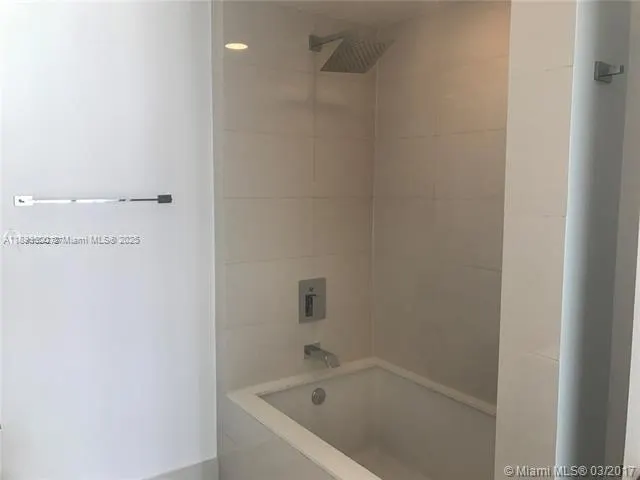 1300 S Miami Ave, #1811
