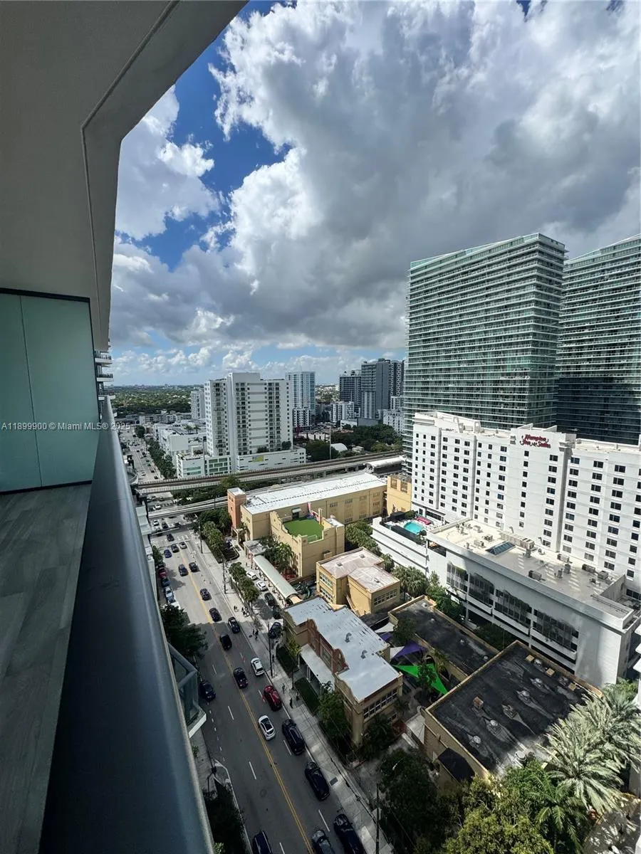 1300 S Miami Ave, #1811