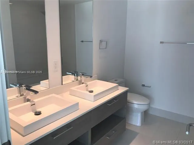 1300 S Miami Ave, #1811