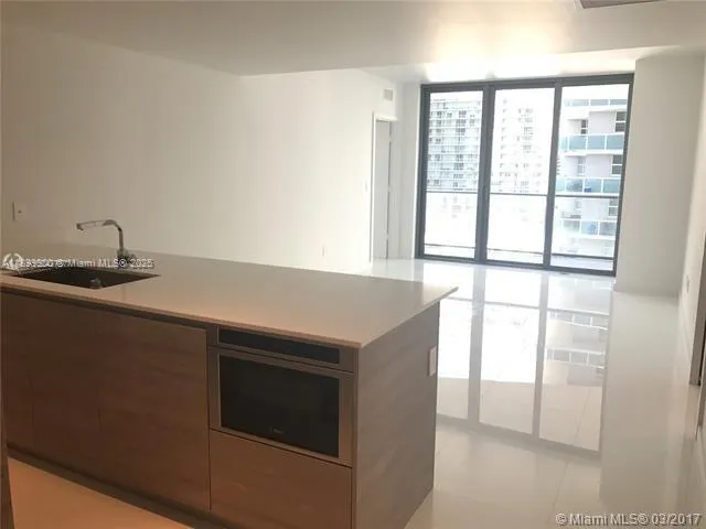 1300 S Miami Ave, #1811