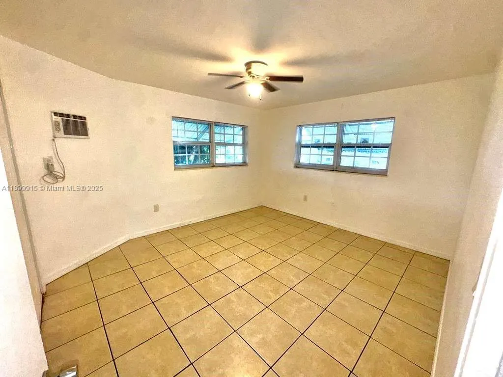 1450 NE 171st St, #101B
