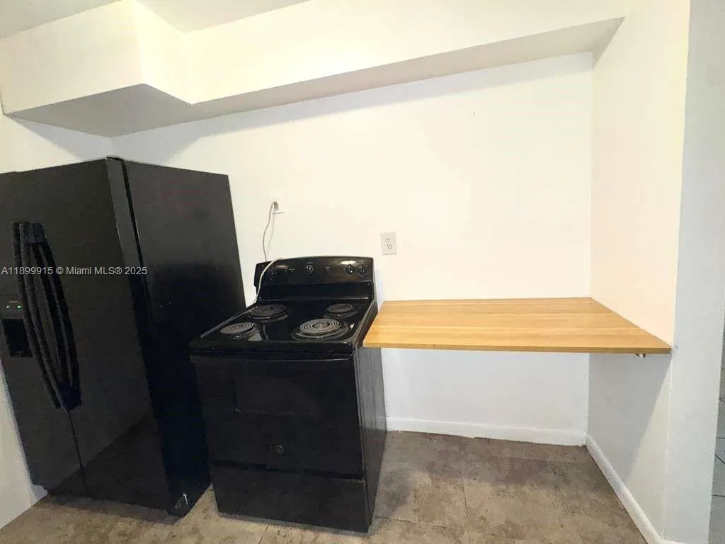 1450 NE 171st St, #101B