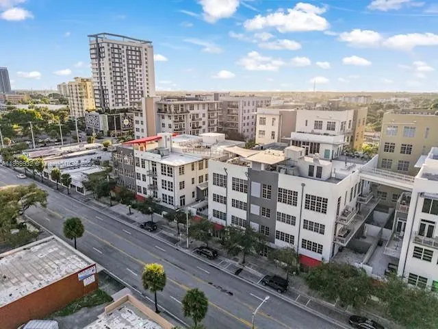 425 N Andrews Ave, #406