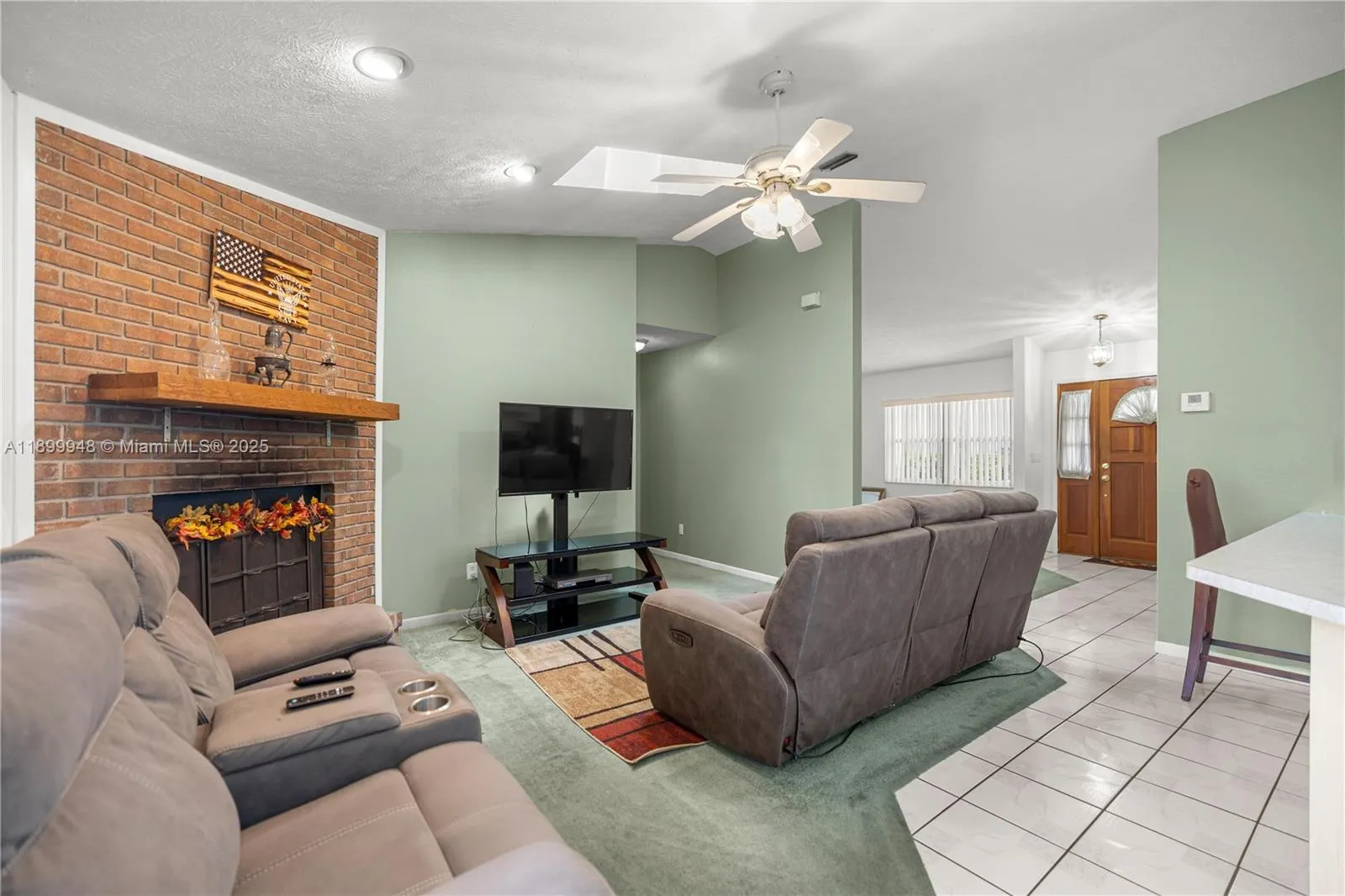 2521 NW 45th