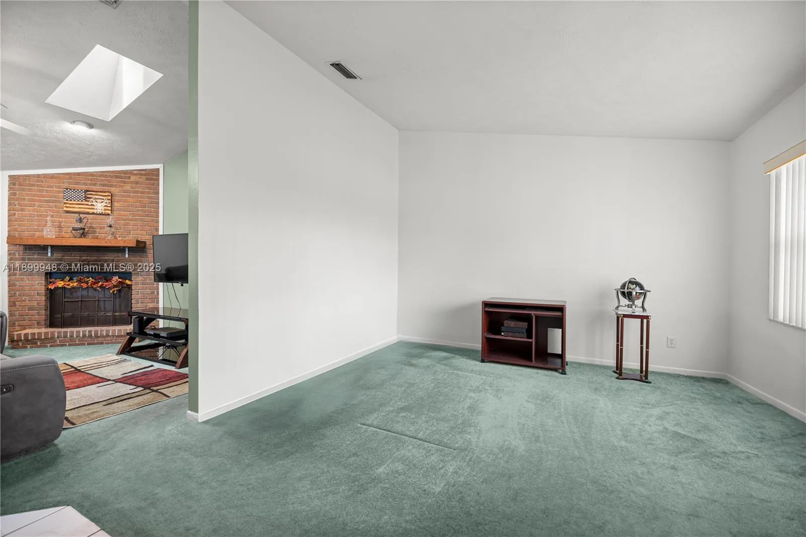 2521 NW 45th