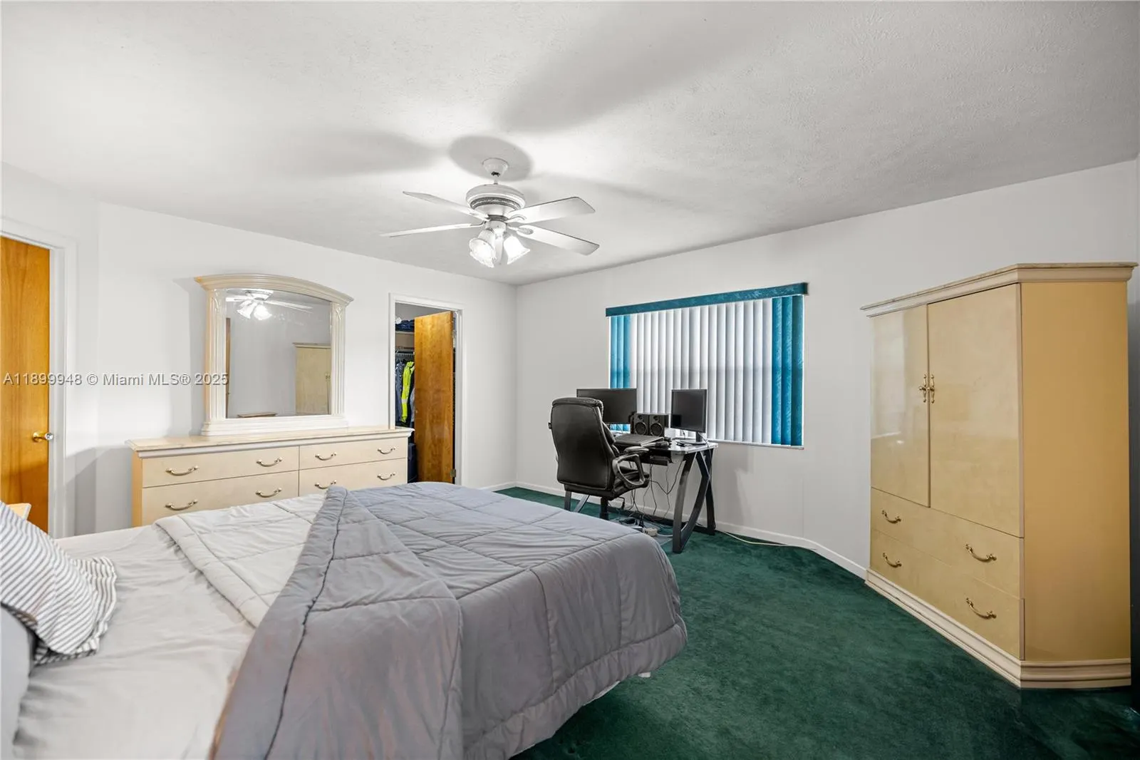 2521 NW 45th