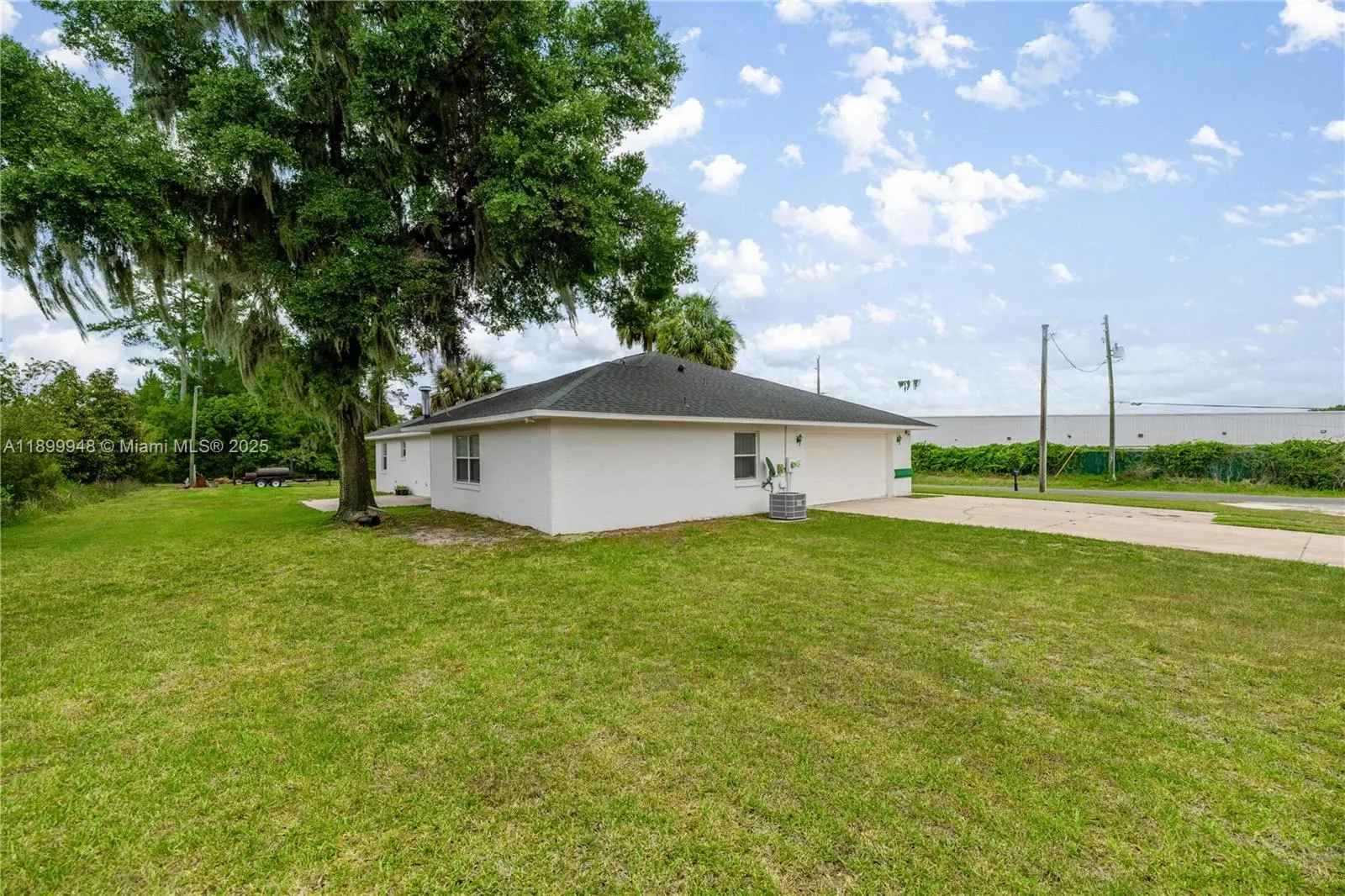 2521 NW 45th