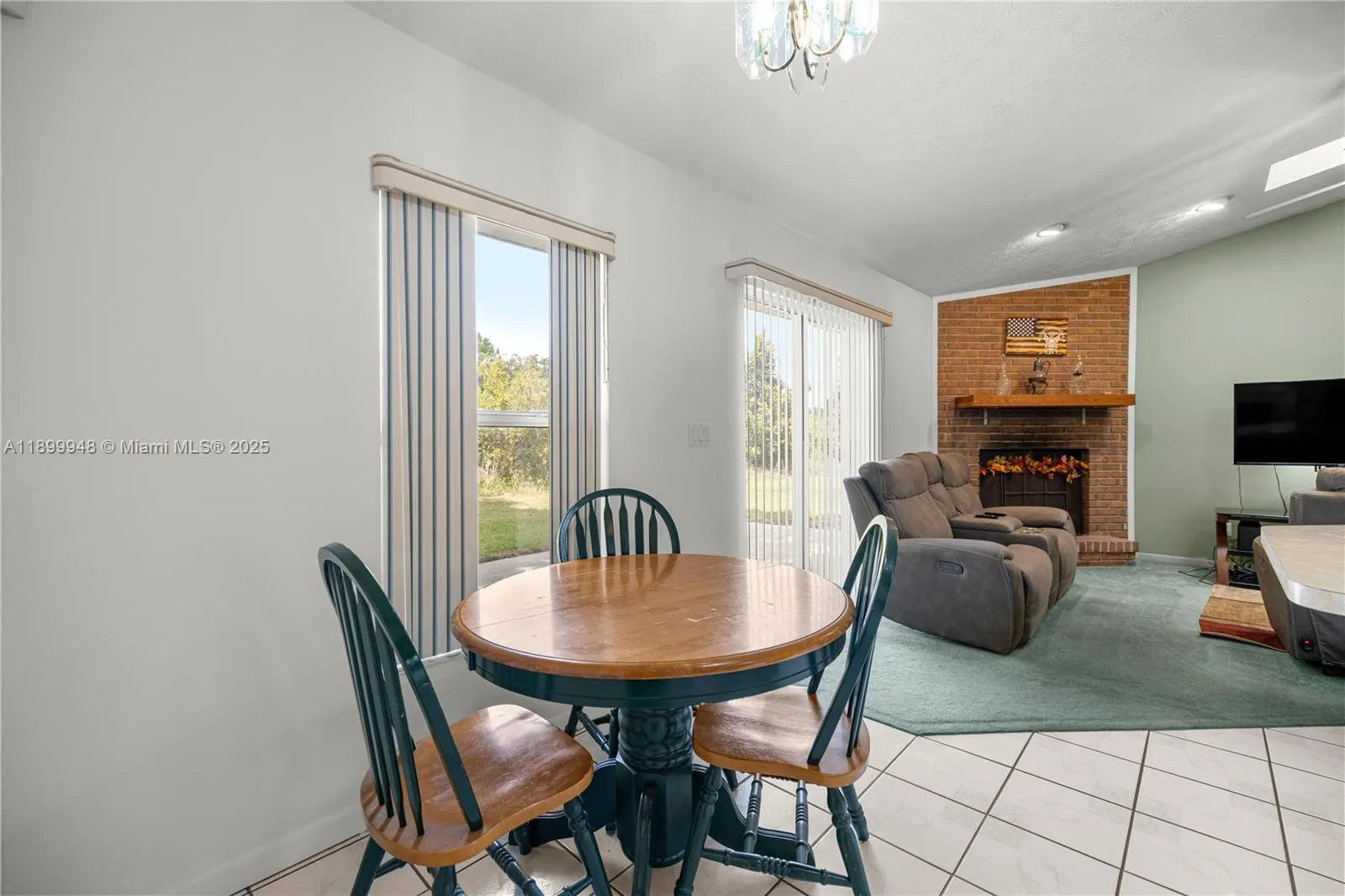 2521 NW 45th