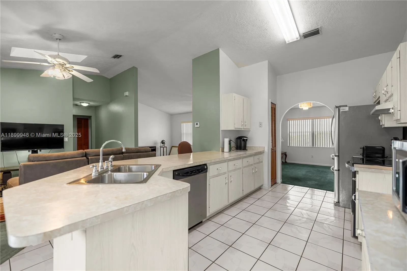2521 NW 45th