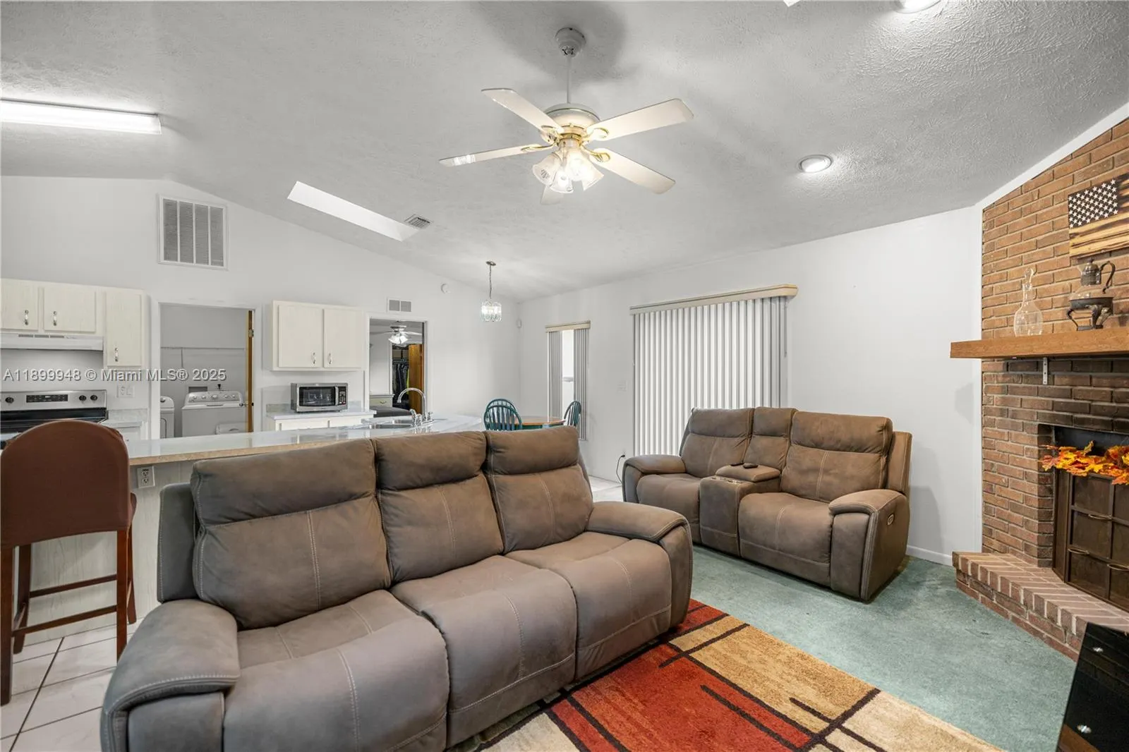 2521 NW 45th