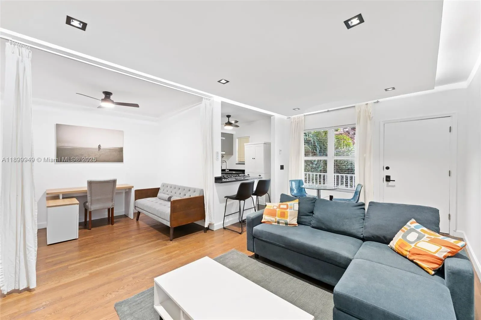 1515 WEST AVE, #9