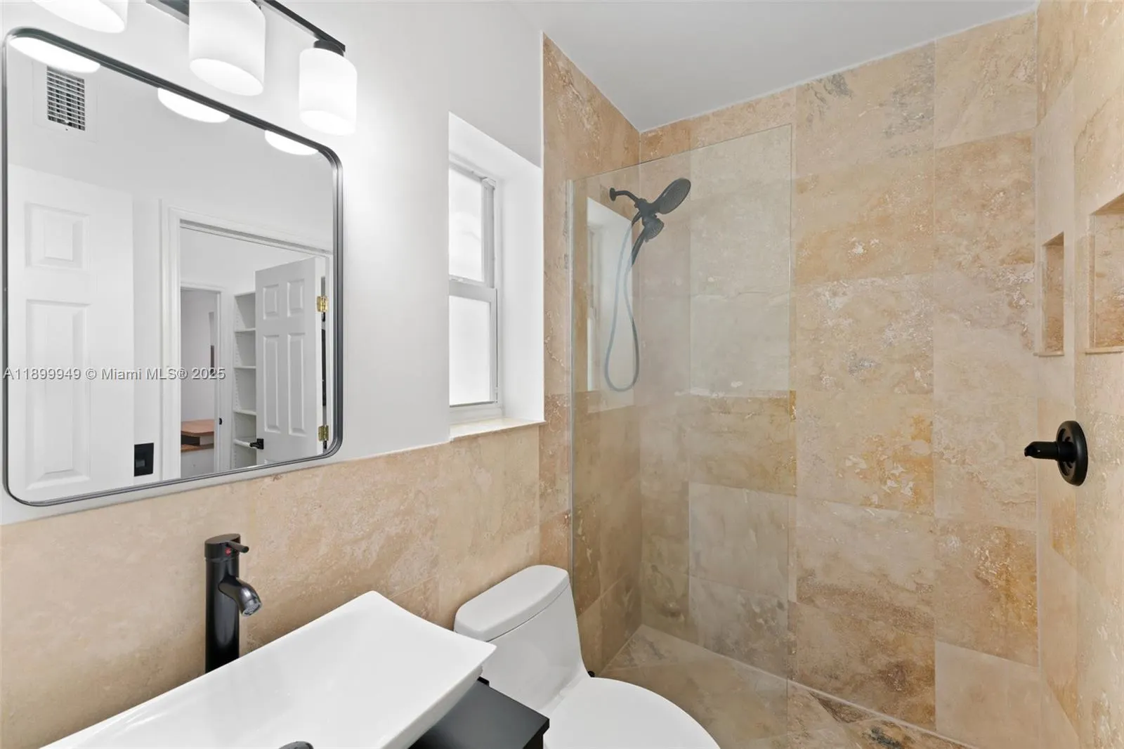 1515 WEST AVE, #9