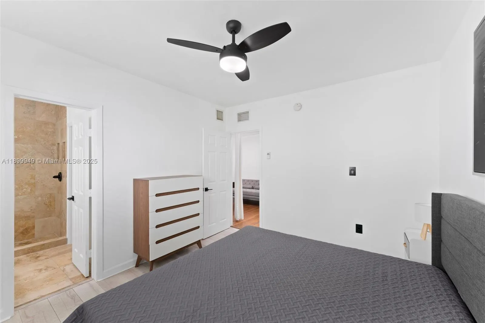 1515 WEST AVE, #9