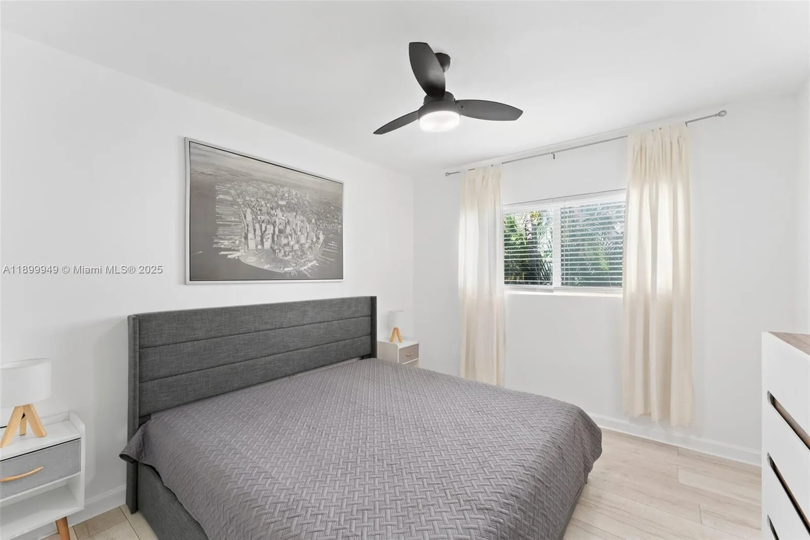 1515 WEST AVE, #9