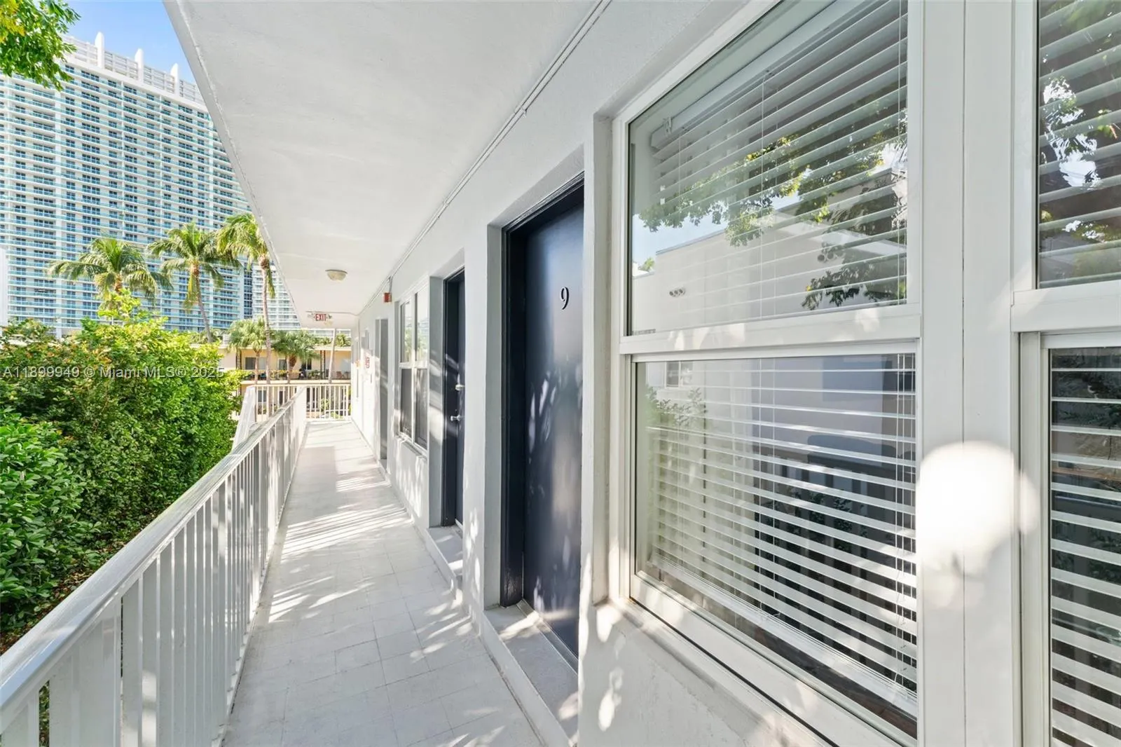 1515 WEST AVE, #9