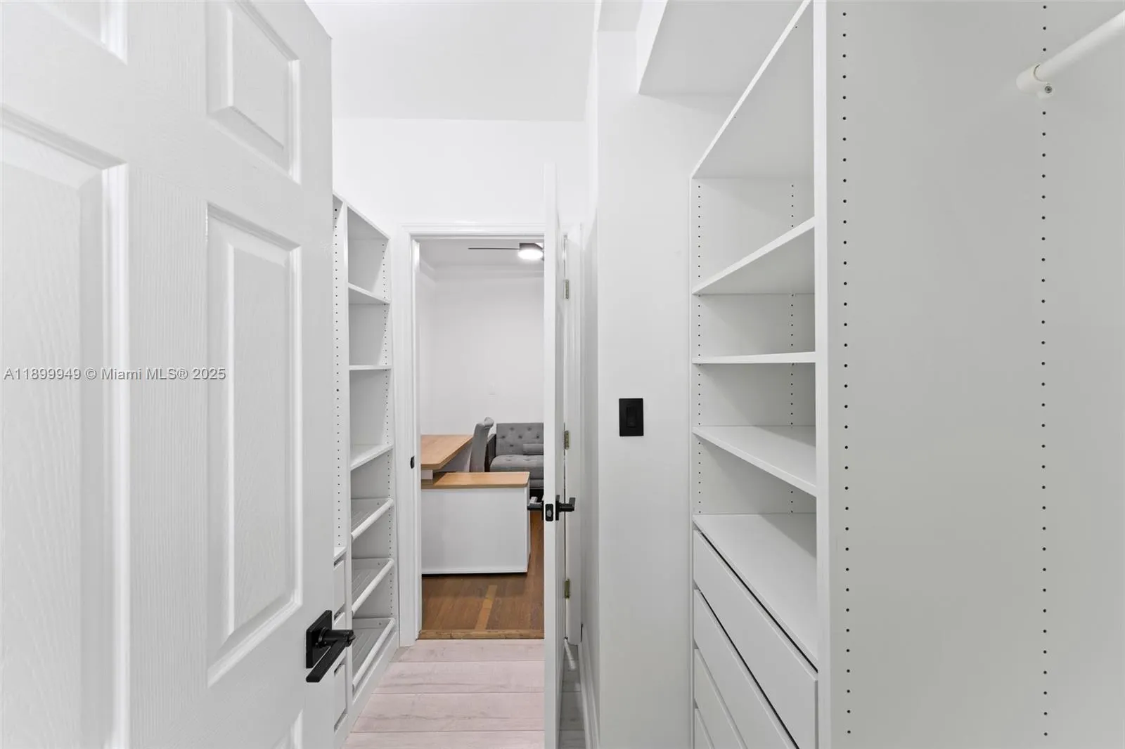 1515 WEST AVE, #9