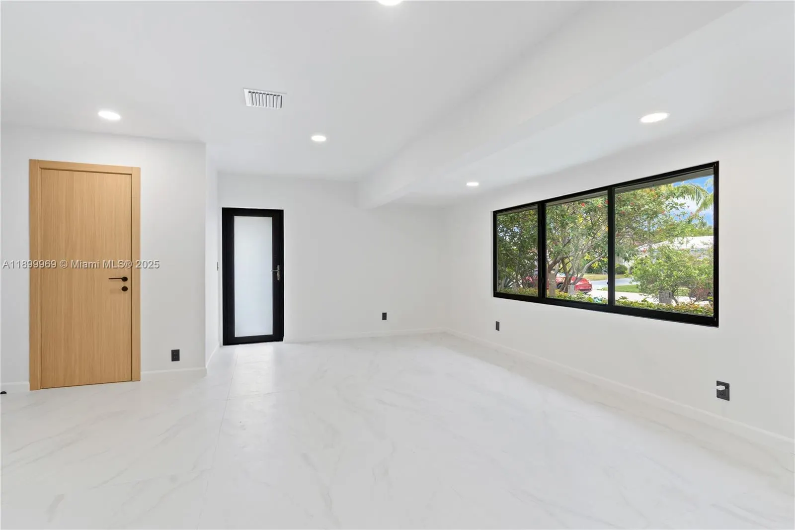 2020 NE 54th