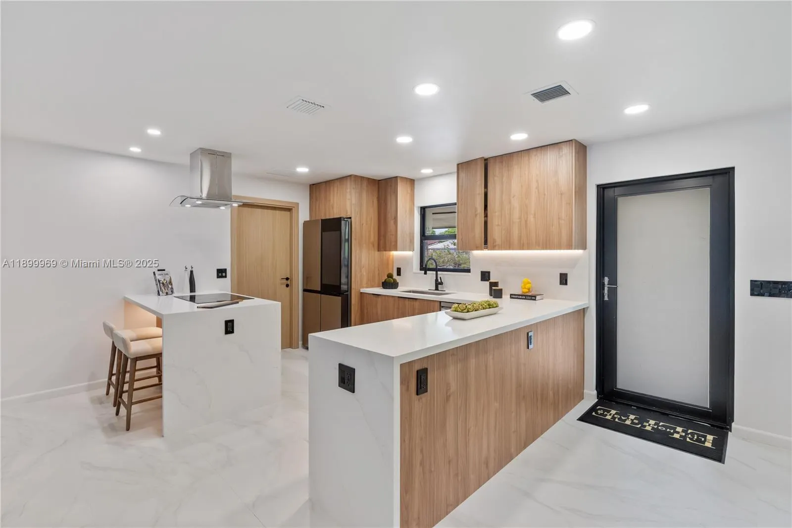 2020 NE 54th