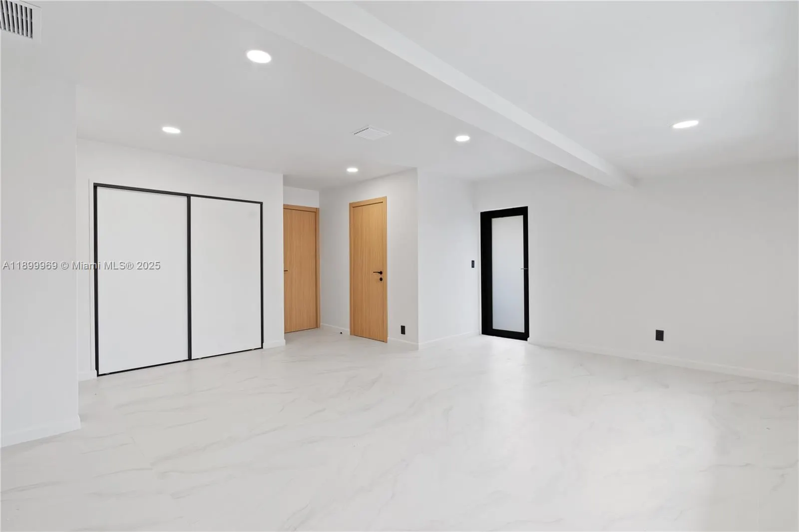 2020 NE 54th