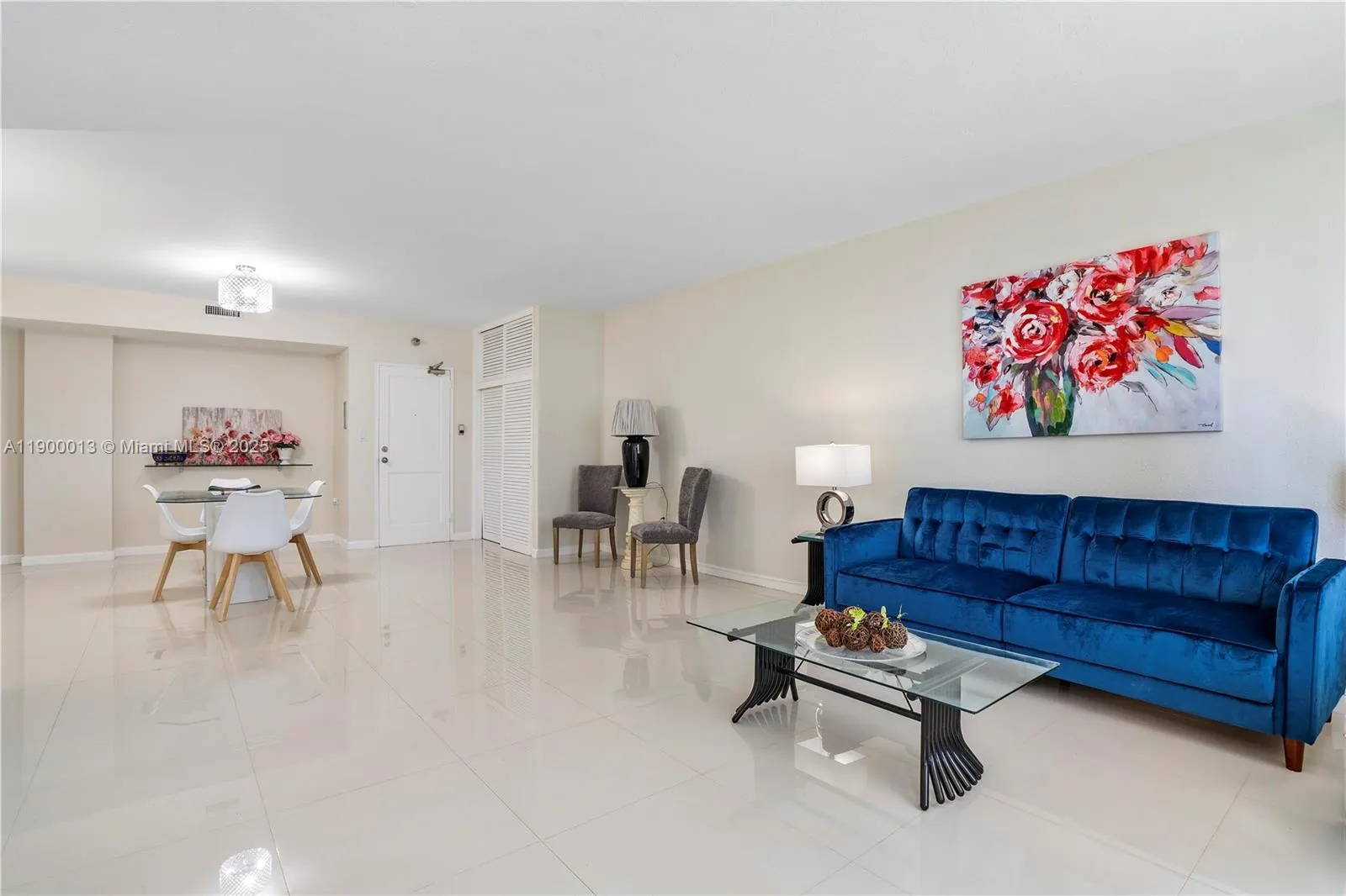 10185 Collins Ave, #515