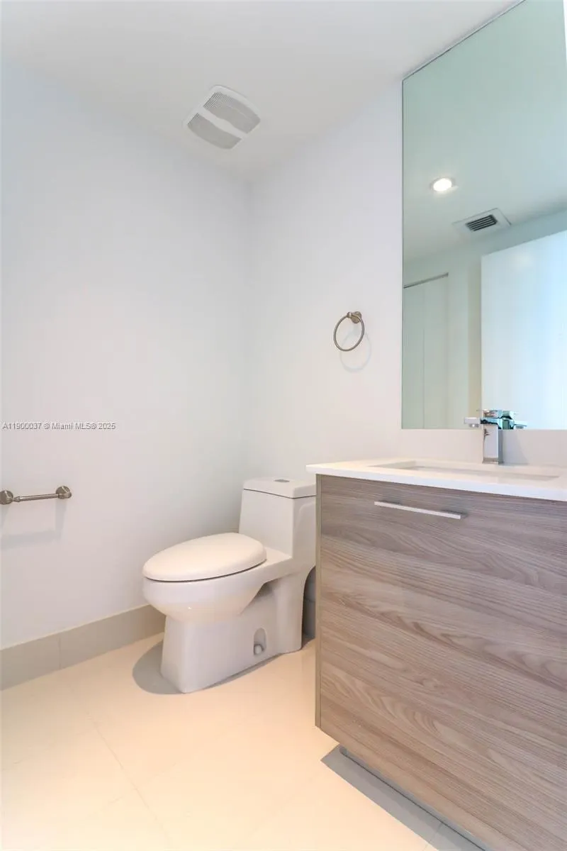 1300 S Miami Ave, #2706
