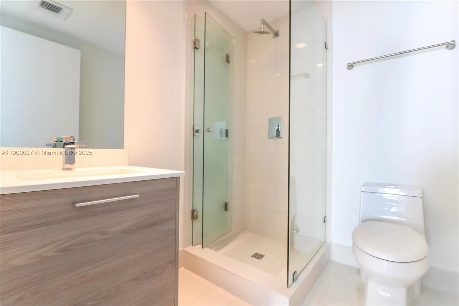 1300 S Miami Ave, #2706