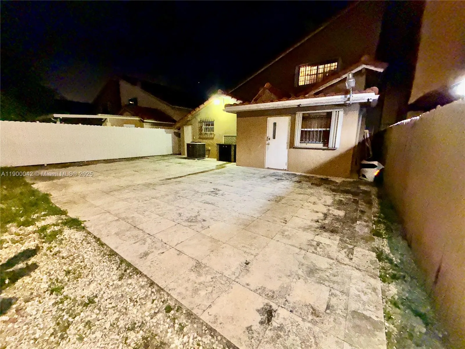 7821 SW 9th Ter