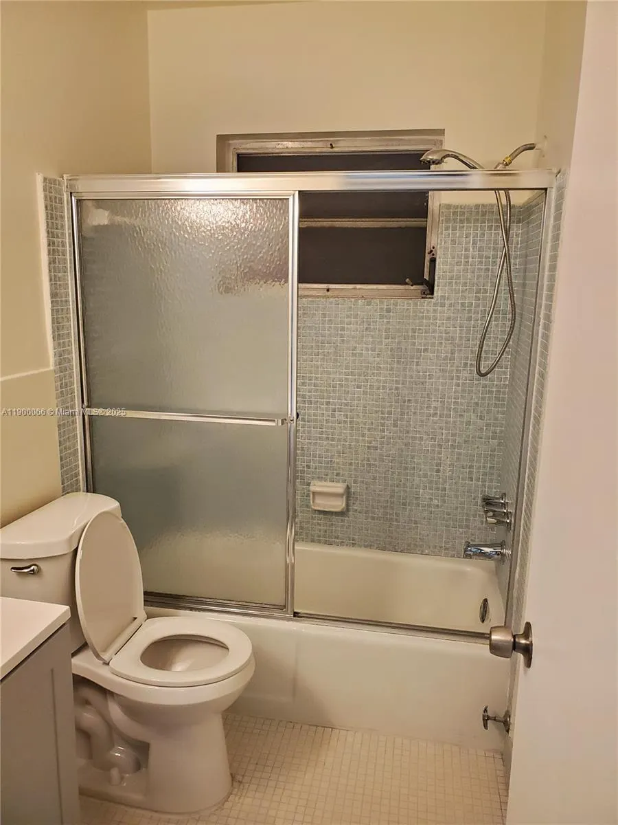 1420 Atlantic Shores Blvd, #324