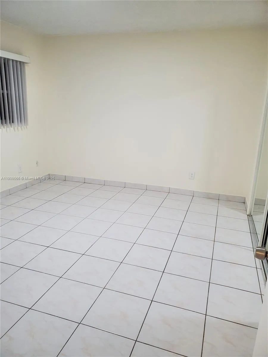 1420 Atlantic Shores Blvd, #324