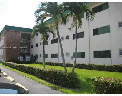 1420 Atlantic Shores Blvd, #324