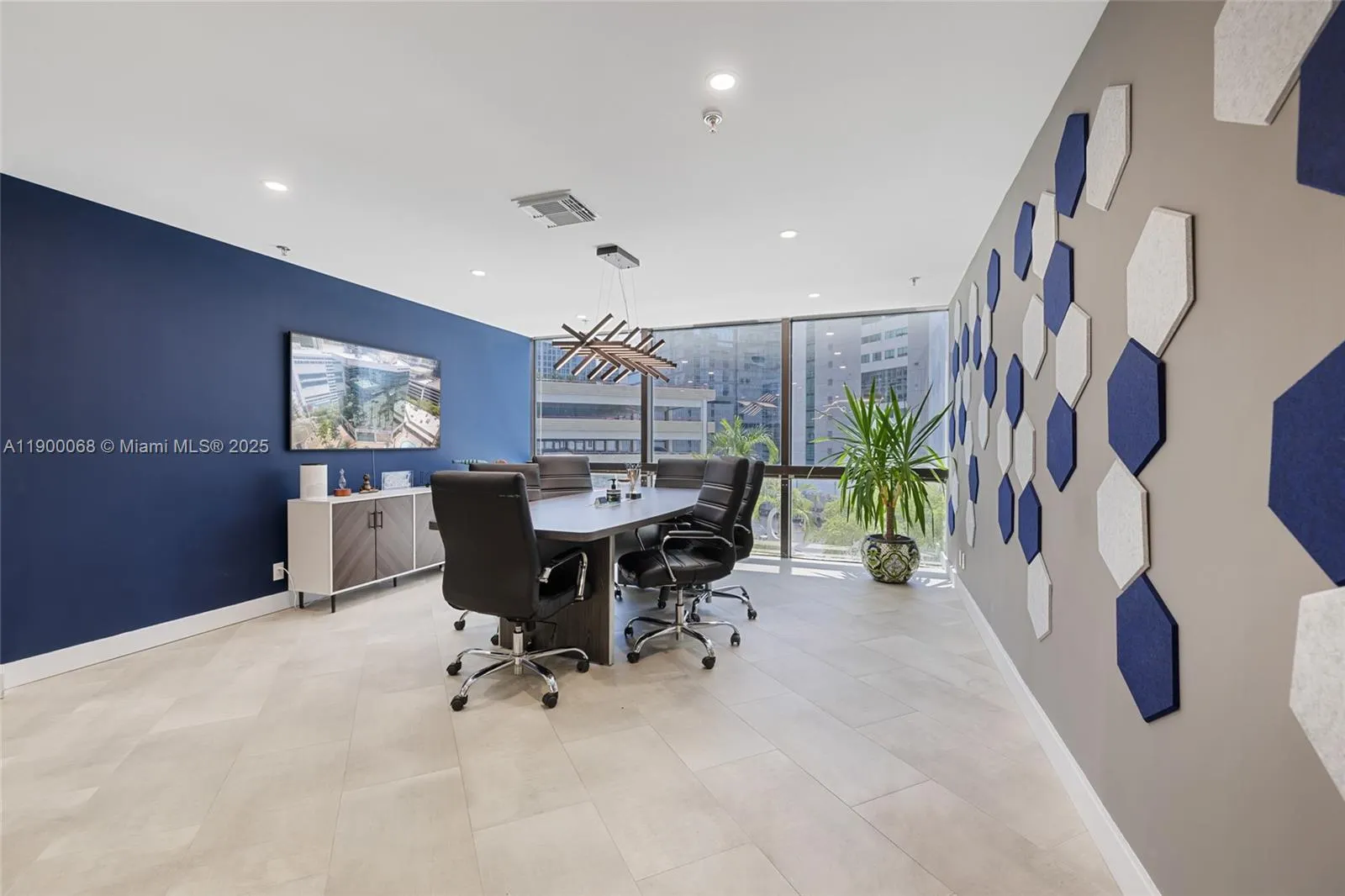 200 S Andrews Ave, #503
