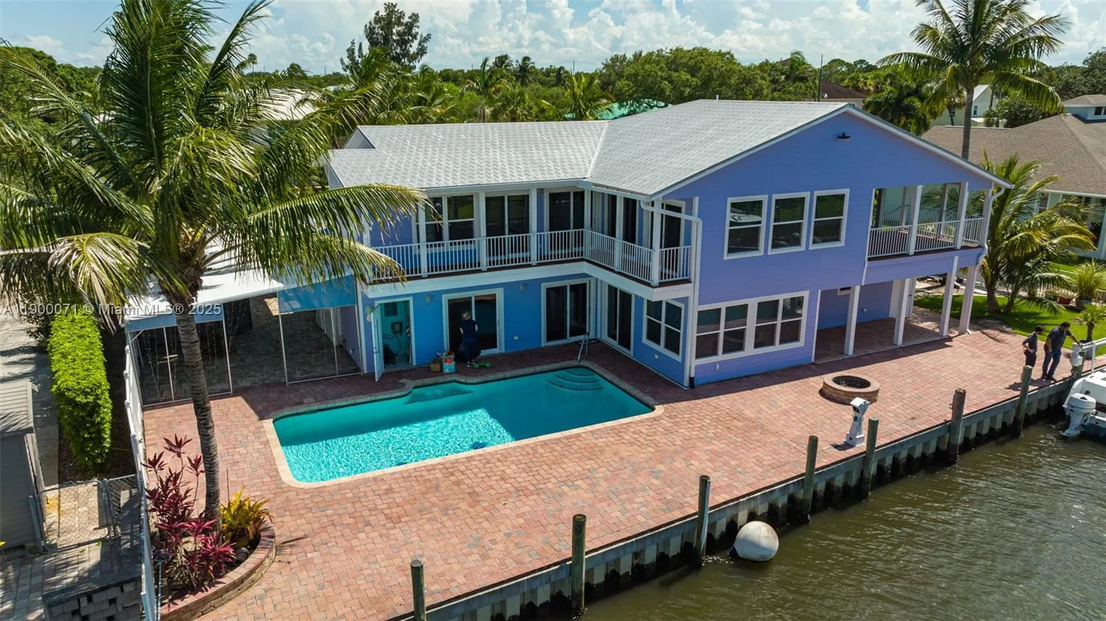 474 Peninsula Dr