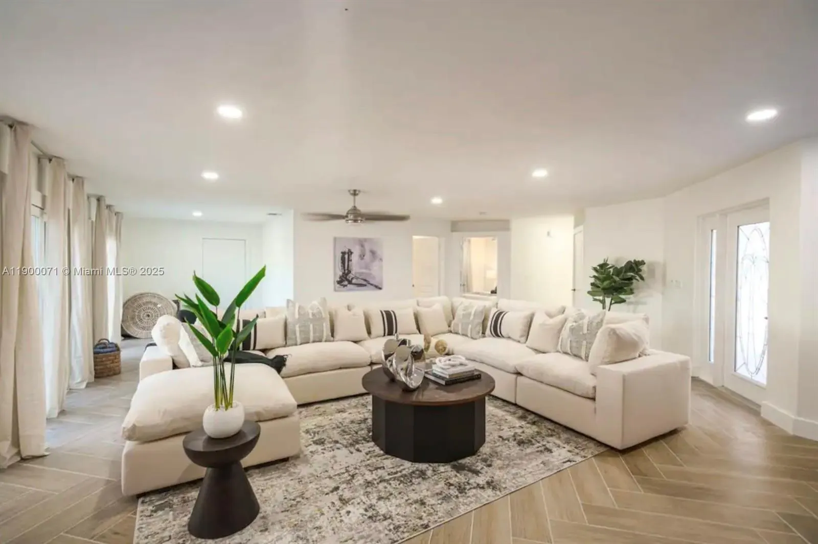 474 Peninsula Dr