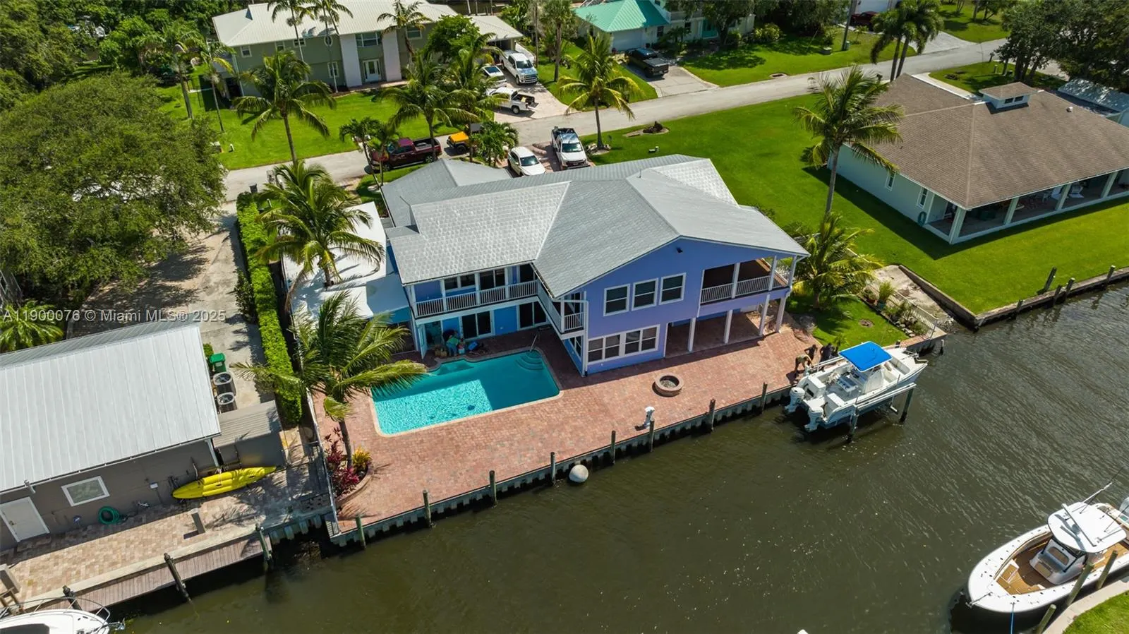 474 Peninsula Dr