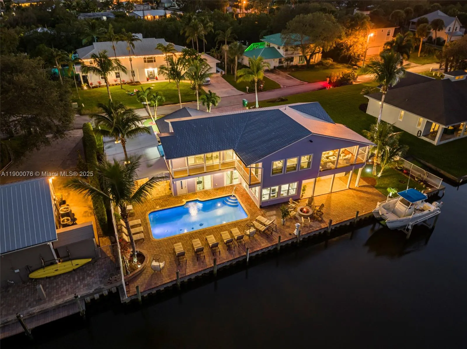 474 Peninsula Dr