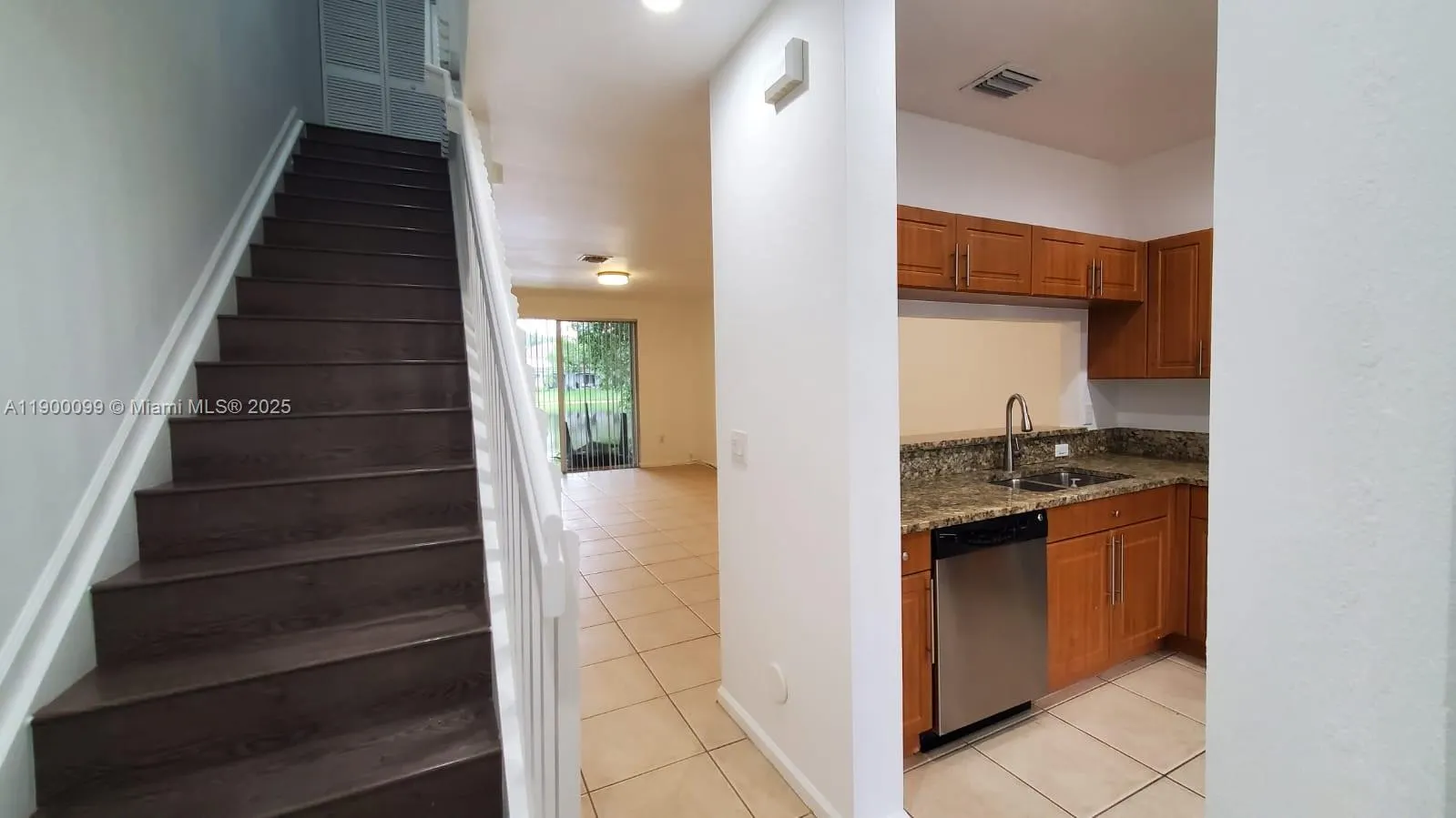 8222 SW 27th St, #103