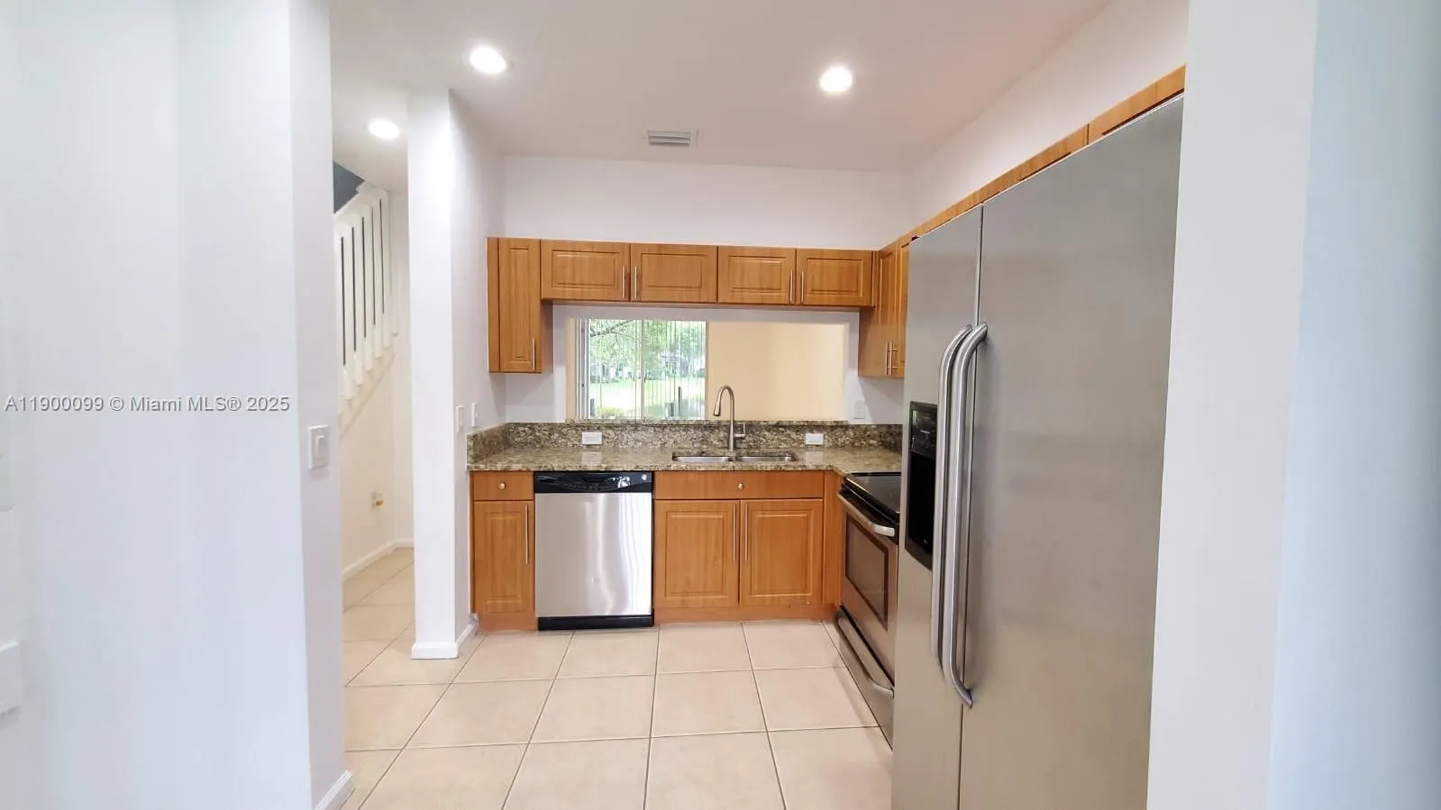 8222 SW 27th St, #103