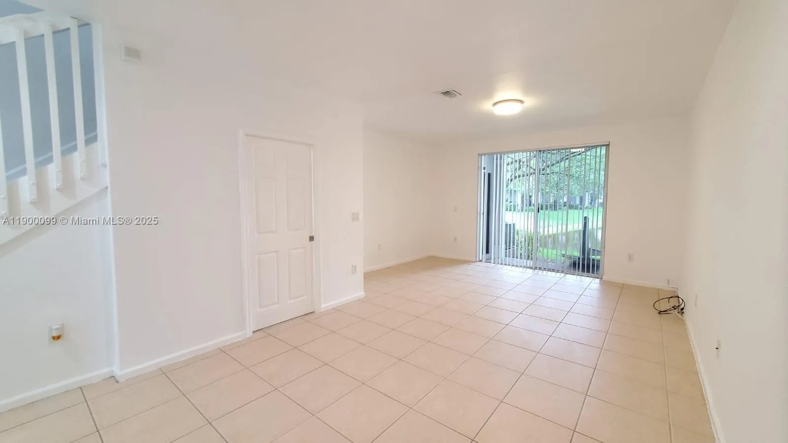 8222 SW 27th St, #103