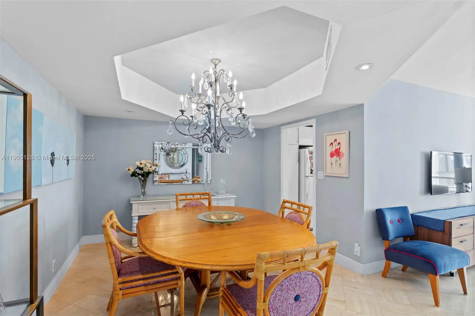 19667 Turnberry Way, #8-L