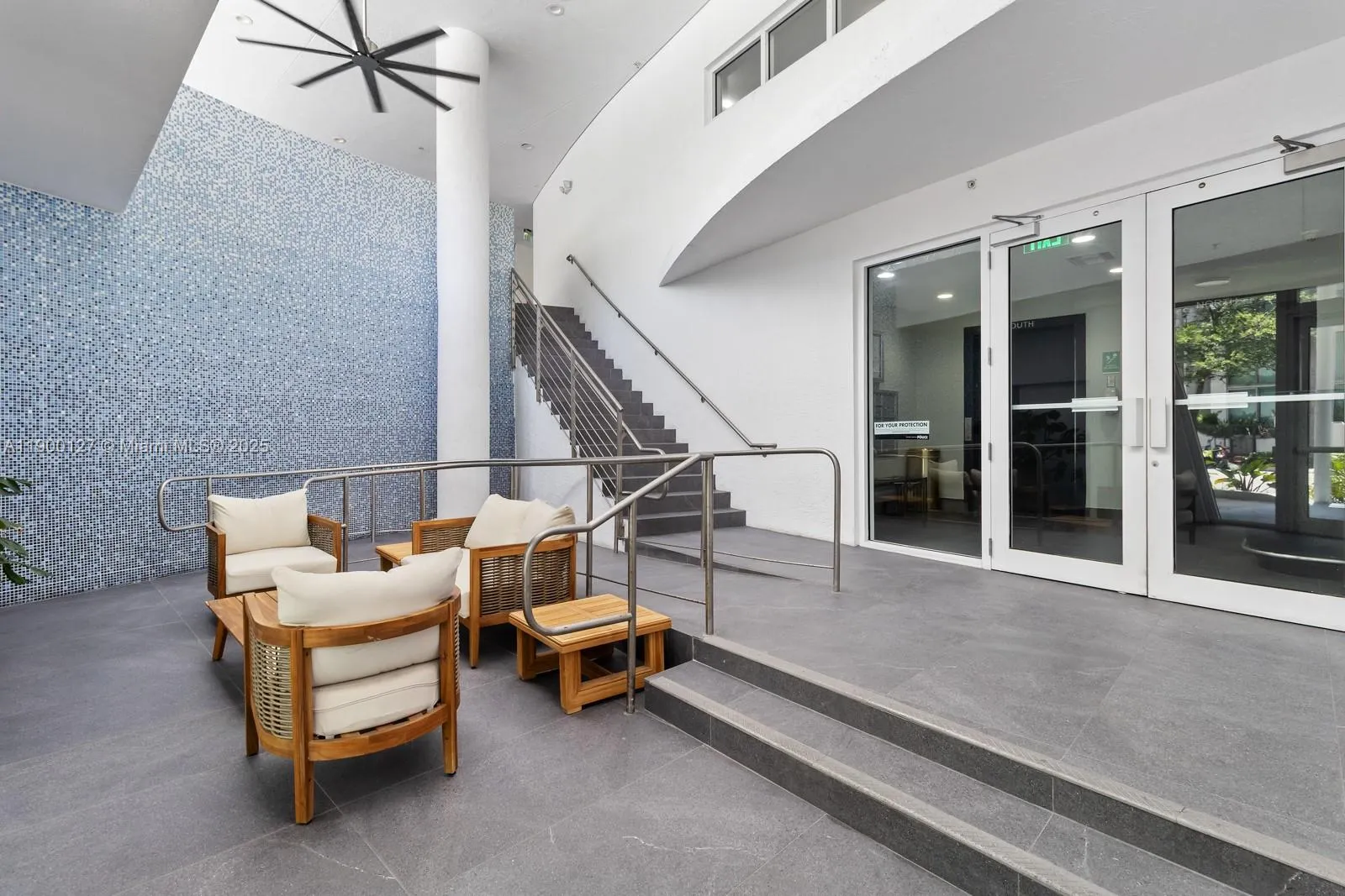 5970 Indian Creek Dr, #504