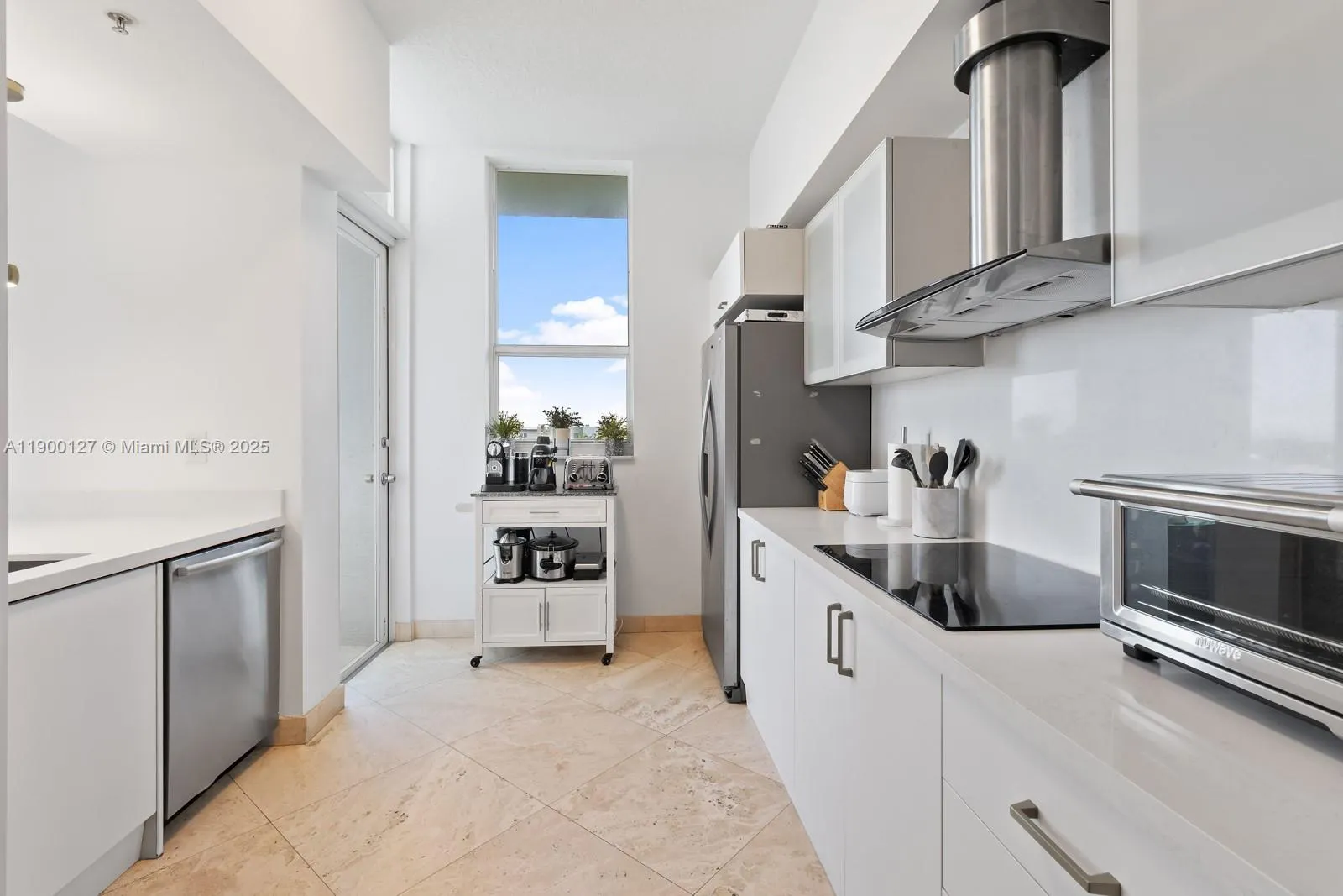 5970 Indian Creek Dr, #504