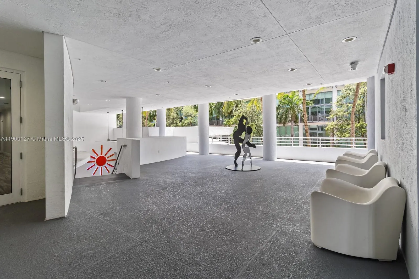 5970 Indian Creek Dr, #504