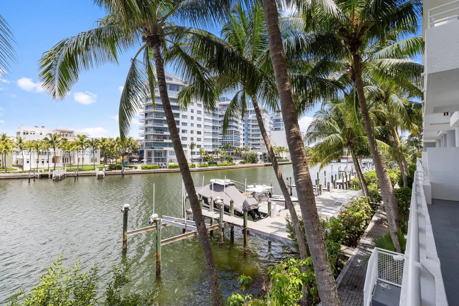 5970 Indian Creek Dr, #504