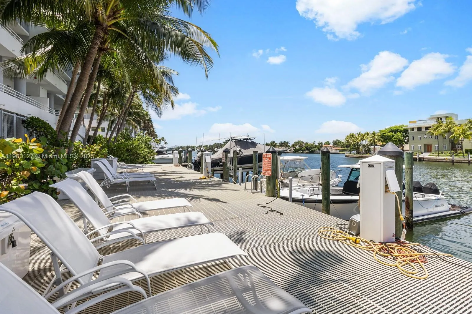 5970 Indian Creek Dr, #504