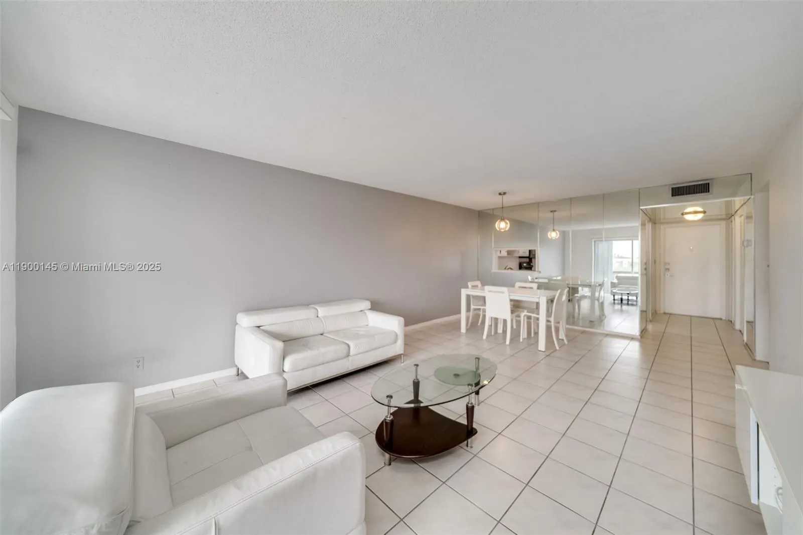 950 Hillcrest Dr, #401